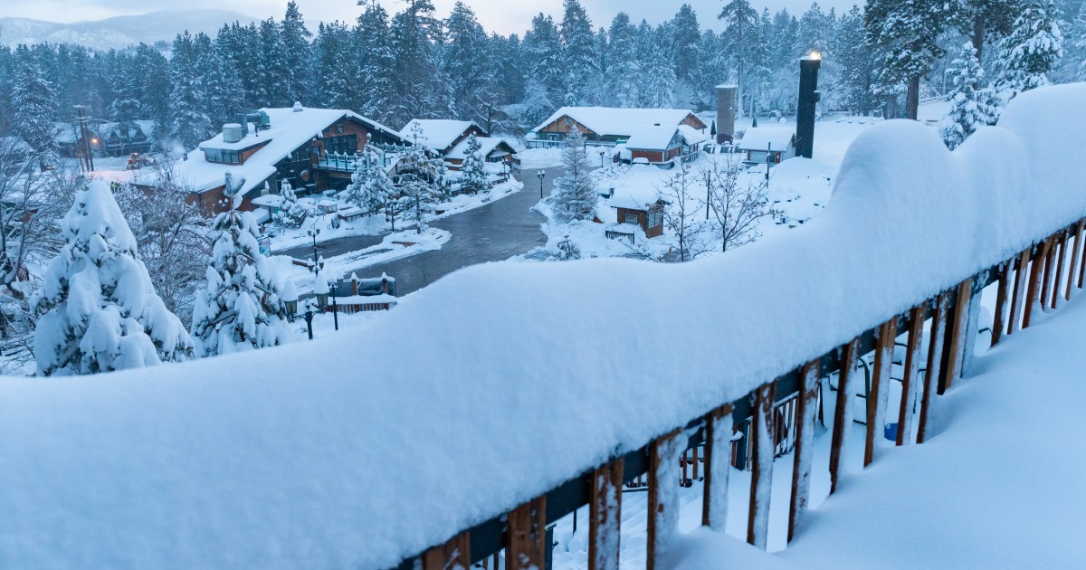 Super storm closes some SoCal ski resorts