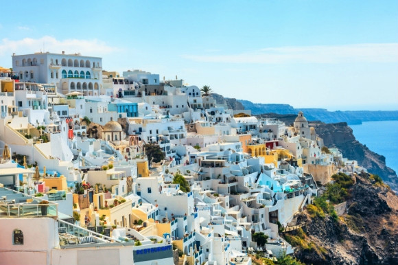 What-you-should-know-about-Santorini-private-tour